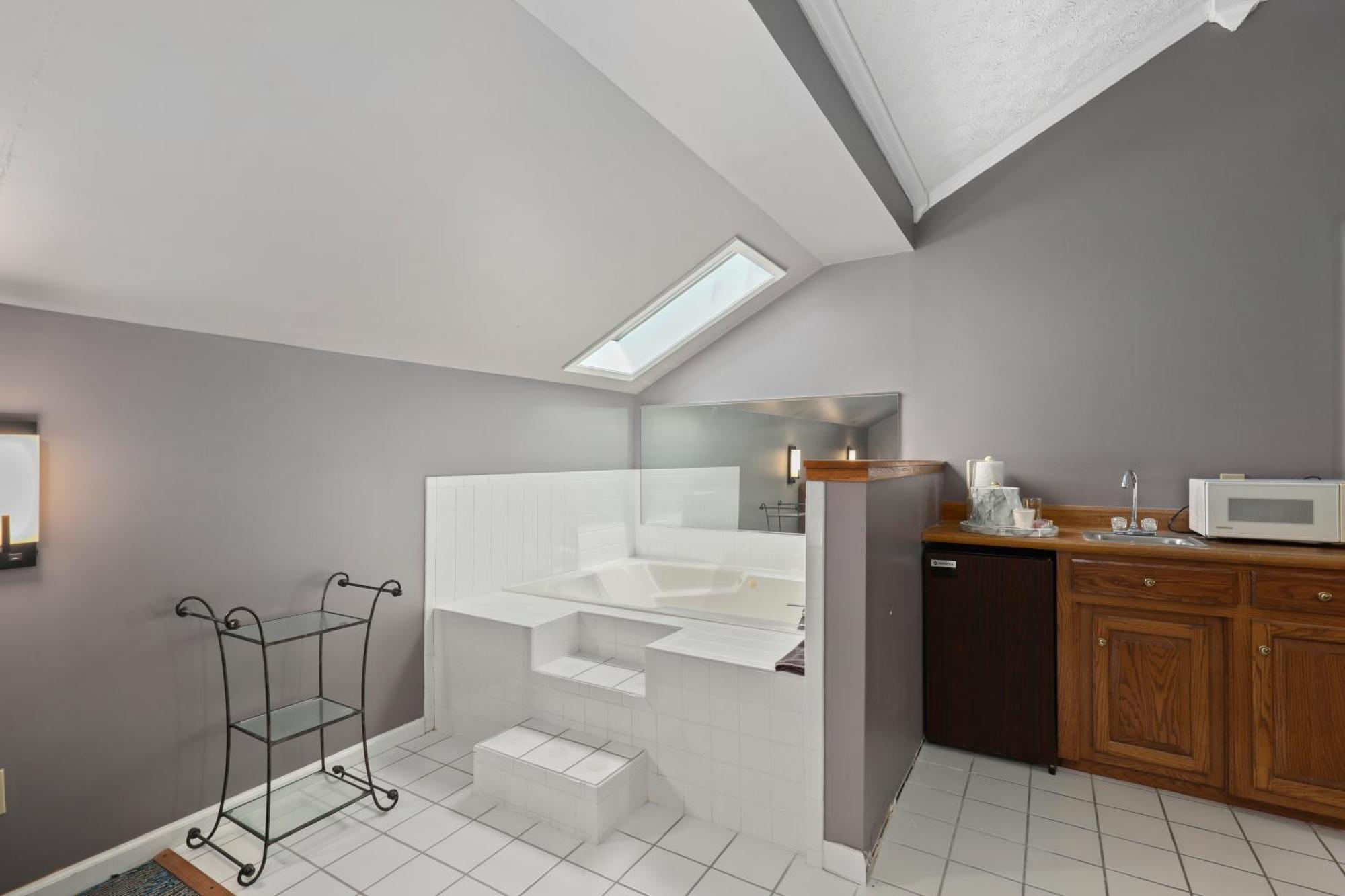 Four Seasons Country Inn Glasgow Esterno foto
